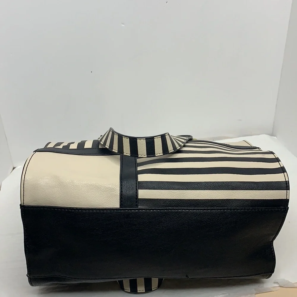 Betsey Johnson color block satchel in black/cream